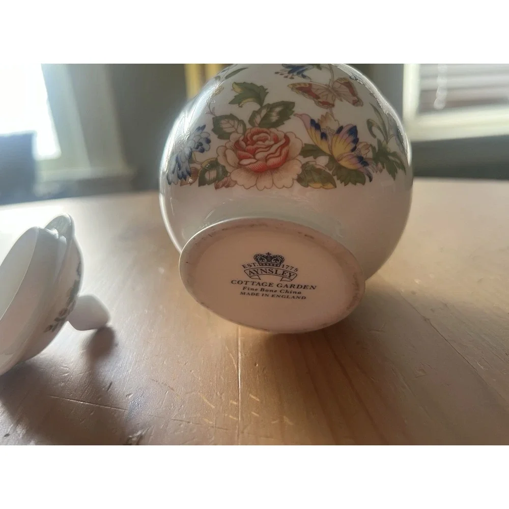 Aynsley Cottage Garden Fine Bone China Covered Ginger Jar Trinket Box England
